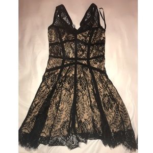 Bebe lace formal dress
